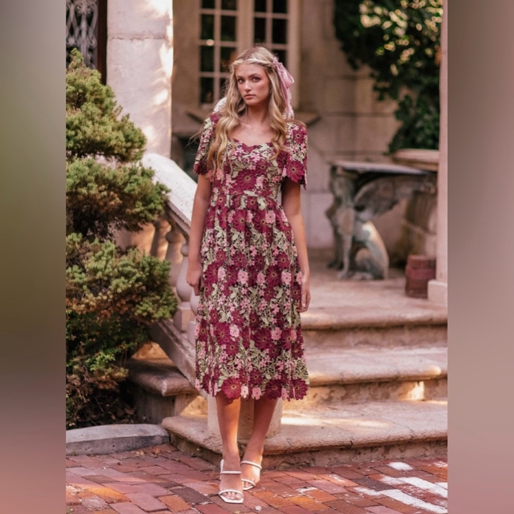 NWT JessaKae Flower Waltz Midi Dress